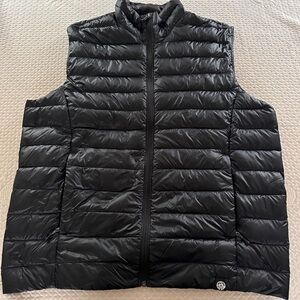 Men’s REI CO-OP Down Vest Size: X-Large Color: Black - Mint Condition